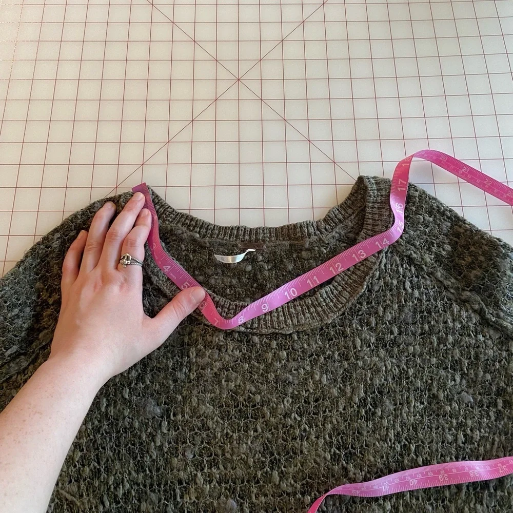 Free People size XS forest green boho knit wool mix sweater